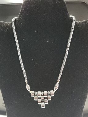 Silver Hematite Beaded Geometric Pendant Necklace - Women Jewelry 16"